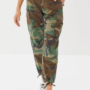 Urban Outfitters Camo Pants NWOT Size 8